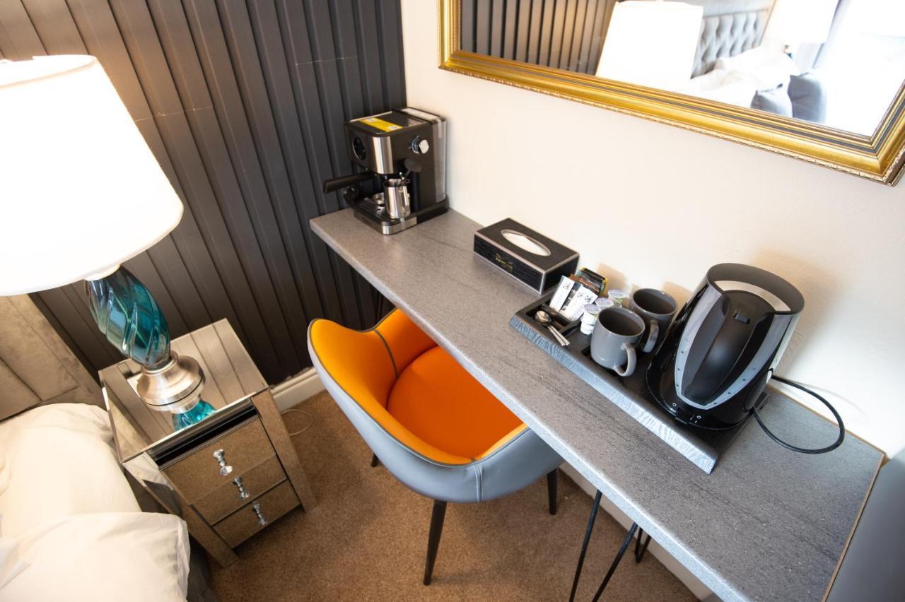 The Ambleside Apartments - Self Catering With Private Kitchen - Best For Location Экстерьер фото